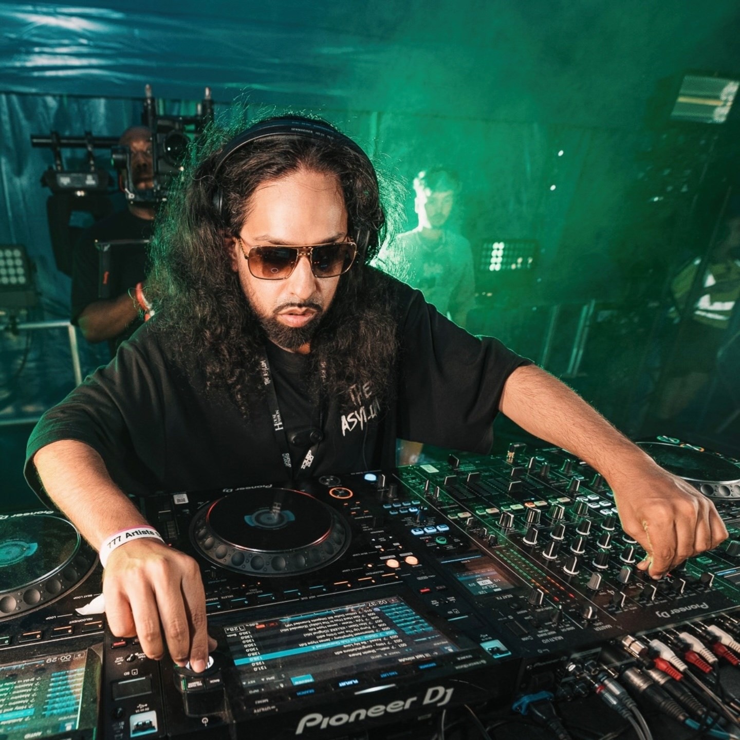 Shenin Amara on the decks